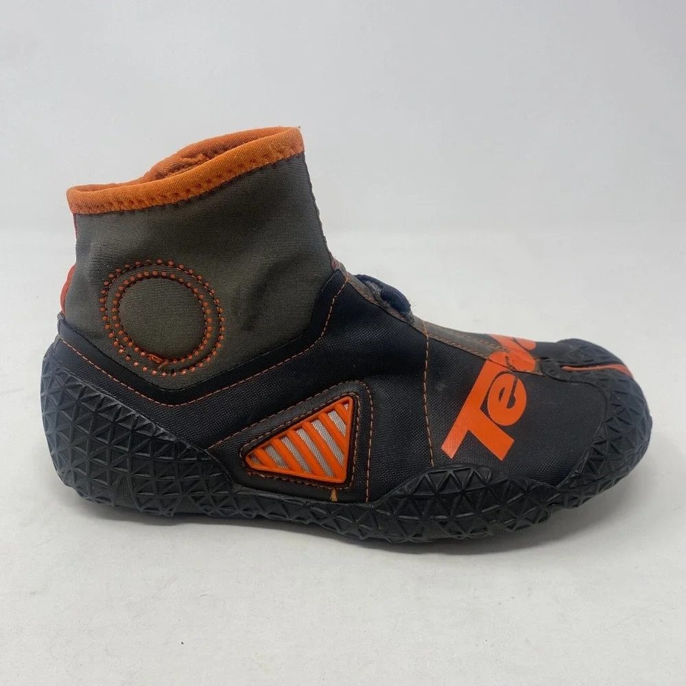 TEVA Hybrid‎ Split Toe Gray Orange Slip On Outdoor Water Shoes Youth Size 4